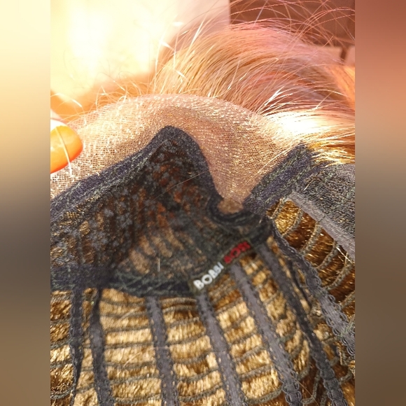 Bobbi Boss Escara Lightweight Synthetic Wig with 4" Lace Deep Part-B360 Athena. - Picture 11 of 11